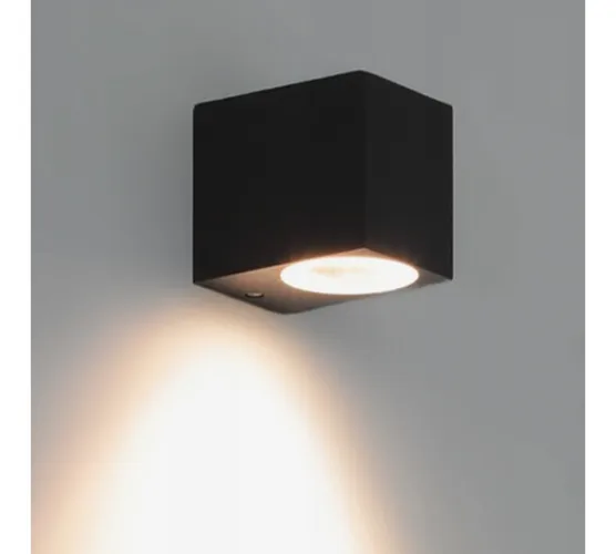 lampa zewnętrzna 